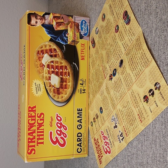 2017 Hasbro Netflix Stranger Things Kellogg's Eggo Card Game - Picture 2 of 11